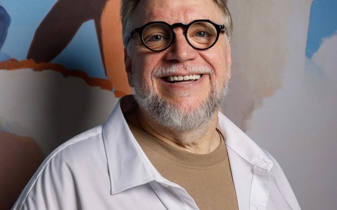 Guillermo del Toro presenta il suo Frankenstein: umanità, imperfezione e guerra in un mondo disumanizzato
