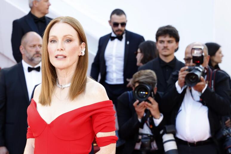 Festa del Cinema Roma 21 ottobre, Julianne Moore premiata alla carriera durante la manifestazione.